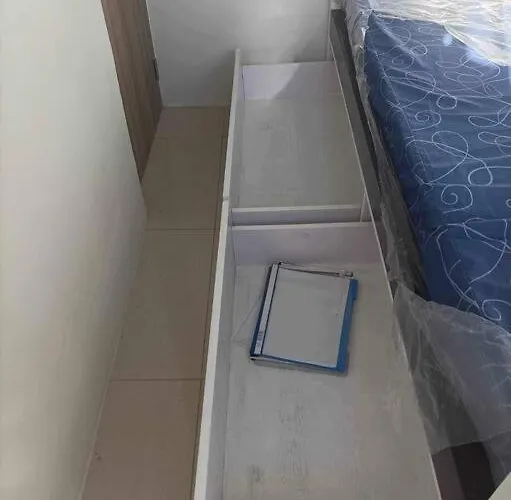 Entire Unit With Balcony At Smdc Field Residences, Behind Sucat Near Naia Apartment *